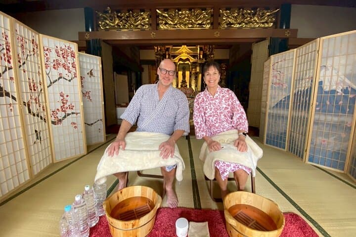 Osaka:Bamboo Healing Massage at the Temple — photo 10