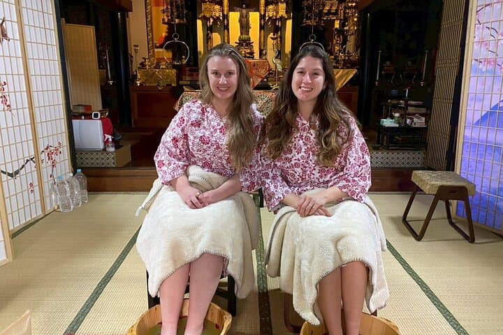 Osaka:Bamboo Healing Massage at the Temple — photo 11