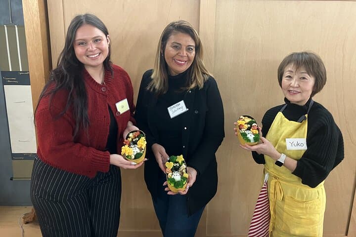 Making a bento box with cute character look in Japan — photo 3