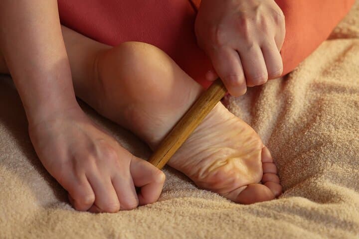 Osaka:Bamboo Healing Massage at the Temple — photo 10
