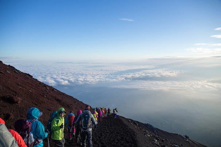 Mt.Fuji Climbing Tour with English Guide 2-days — photo 7