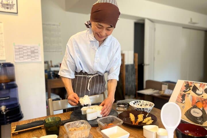 Home Made Onigiri and Matcha Cooking Class in Hiroshima — photo 9