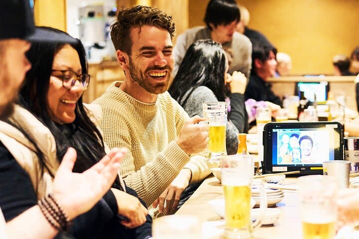 Tokyo: Shinjuku Bar Hopping & Night Walking Tour — photo 4