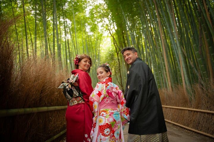 A Professional Guided Photoshoot in Arashiyama — photo 1