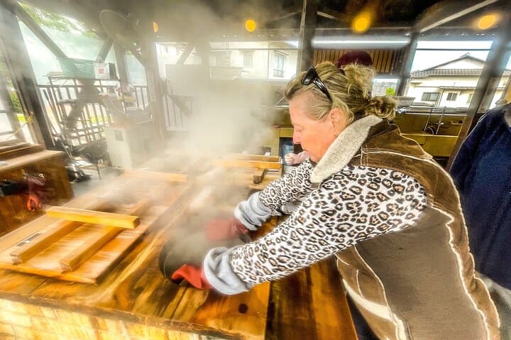 Hot Spring Beppu Onsen with Blue Hell cozy Tour by Car and walk — photo 6
