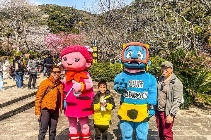 Hot Spring Beppu Onsen with Blue Hell cozy Tour by Car and walk — photo 8