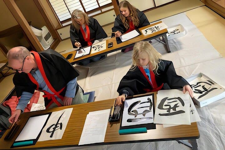 Calligraphy Experience at an Old House near Matsumoto Castle — photo 2