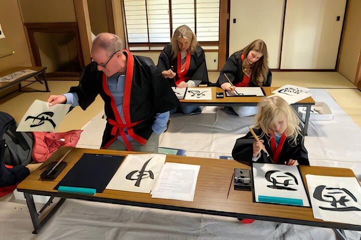 Calligraphy Experience at an Old House near Matsumoto Castle — photo 3