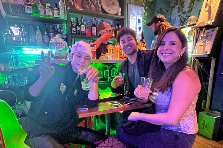 Osaka American village Bar hopping tour — photo 11