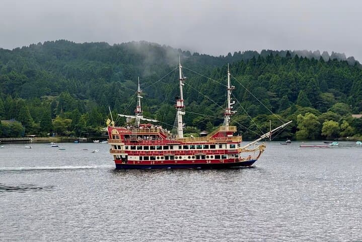 Hakone Private Car Sightseeing Tour — photo 16