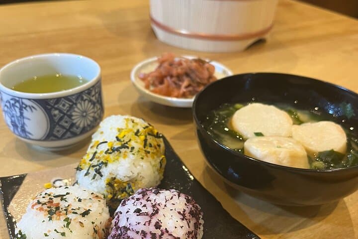 Takayama Rice Ball and Miso Soup Making at a buddhist temple — photo 2