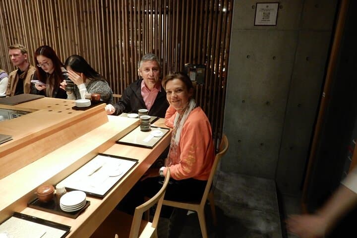 Tuna Auction in Toyosu and Tsukiji Fish Market Tour — photo 7