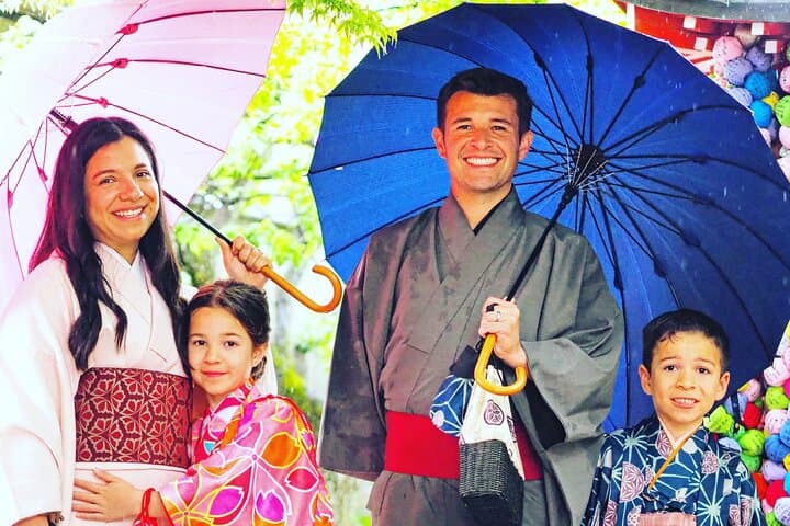 Kyoto One-day Taxi Tour by an Ivy Leaguer Guide & Photographer — photo 6