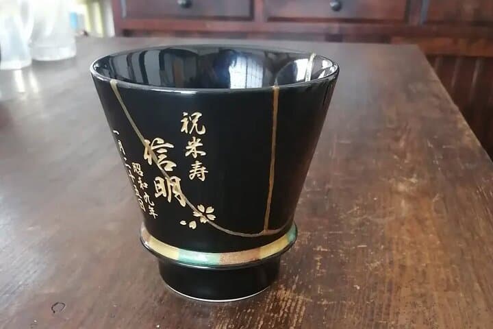 Kintsugi Workshop: Beauty in Brokenness — photo 13