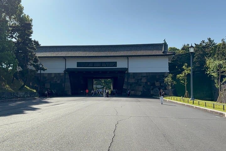 Tokyo Imperial Palace Private Shogun Tour — photo 13