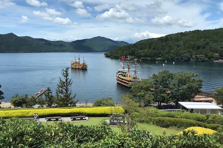 Mt Fuji and Hakone 1-Day Bus Tour Return by Shinkansen — photo 16