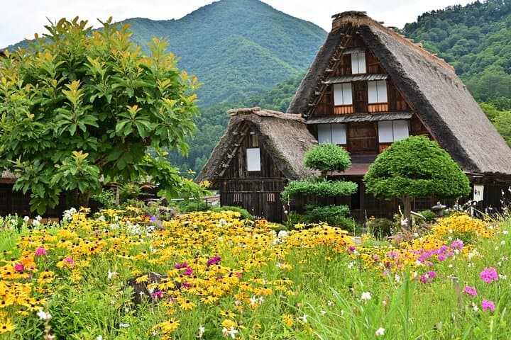 Shirakawago & Takayama Bus Tour from Nagoya w/Optional Lunch — photo 6