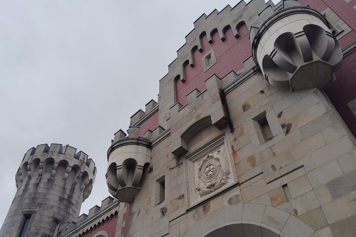 Himeji: Explore Taiyo Park’s Hidden Castle & World Landmarks — photo 7