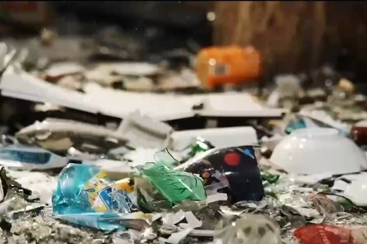 Osaka's Ultimate Destruction Experience - CRASH BOX Shinsaibashi — photo 11