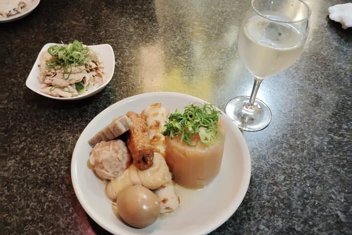 Himeji: Nightlife Tour with Local Guide and Food — photo 3