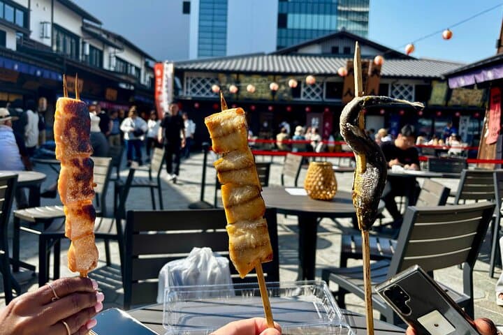 Fish Market & Tokyo Skyline Private Walking Tour — photo 1