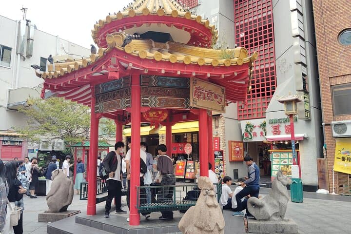 Kobe: 1.5-Hour Local Street Food Guided Tour - Nankinmachi — photo 16