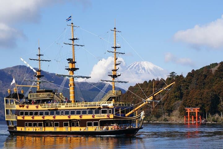 Mt. Fuji 5th St, Hakone Owakudani, Lake Ashi and Gotemba Outlets — photo 15