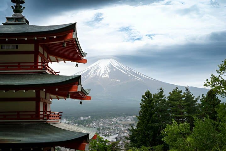 Fuji Five Lakes Guided Day Trip — photo 2