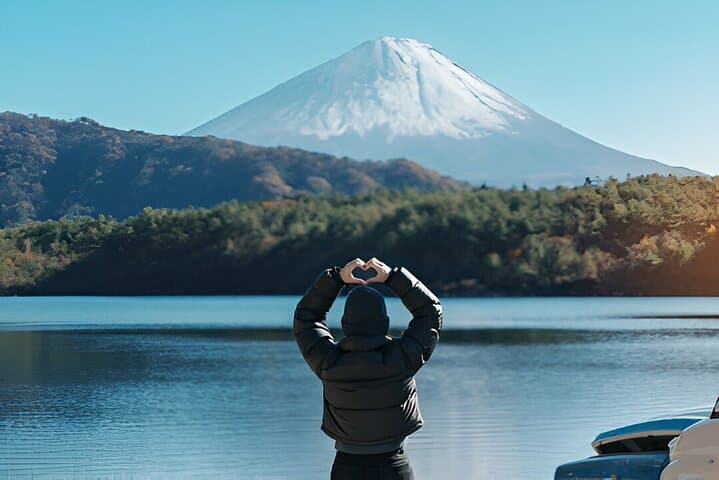 Fuji Five Lakes Guided Day Trip — photo 17