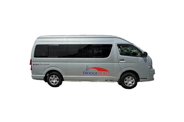 Accessible Haneda Airport Transfer with English-speaking Driver — photo 1