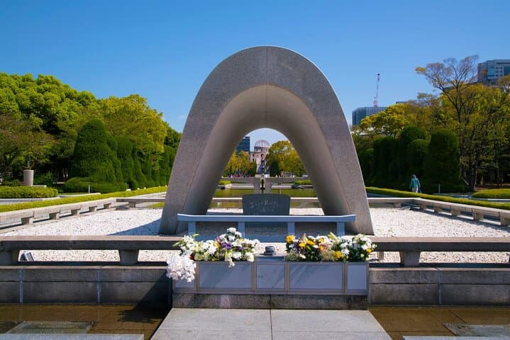 Hiroshima and Miyajima Private Day Tour from Kyoto/Osaka — photo 4