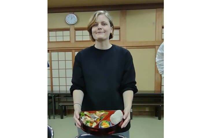Buddhism Meditation, Statues Viewing Lunch Box Making at temple — photo 16