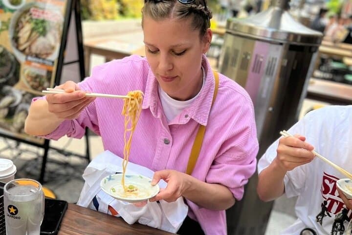 Tokyo Customizable Private Walking Tour with a Local Guide — photo 3