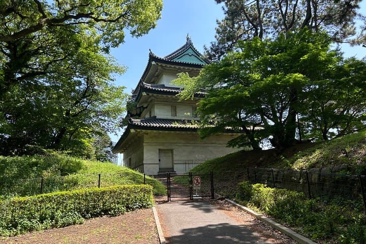 Tokyo: Imperial Palace and Shogun Historical Walking Tour — photo 17