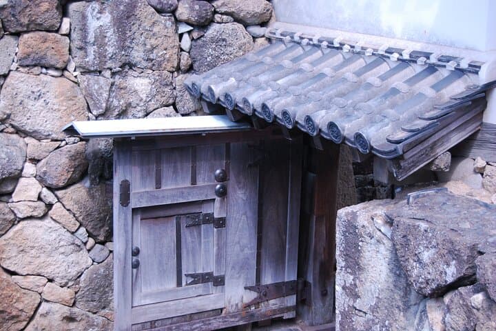 Explore Himeji Castle a Guided Walking Tour — photo 7