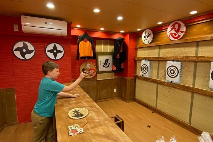 Osaka Alive Hidden Markets & Iconic Sights Tailored Guided Tour — photo 2
