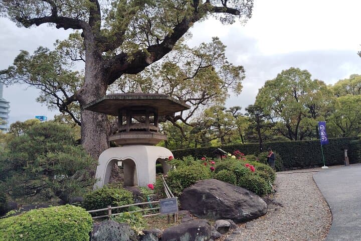 Kobe: Sorakuen Garden Guided Walking Tour 1h — photo 9