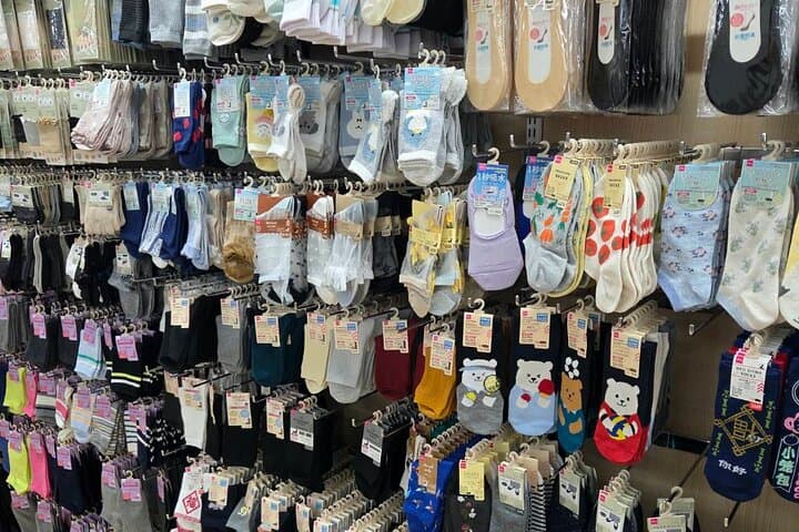 Tokyo Pop Culture Deep Dive: 100 Yen Shop & Gachapon Exploration — photo 15