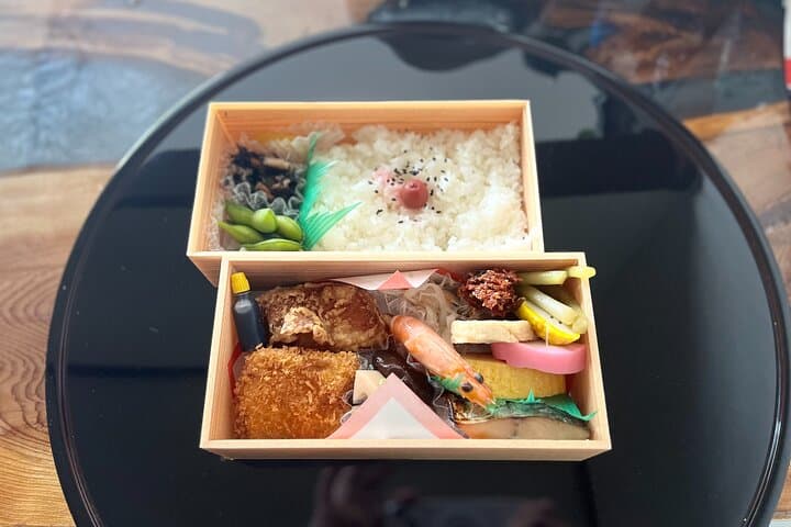 Authentic Japanese Tea Ceremony in an Intimate Setting — photo 5