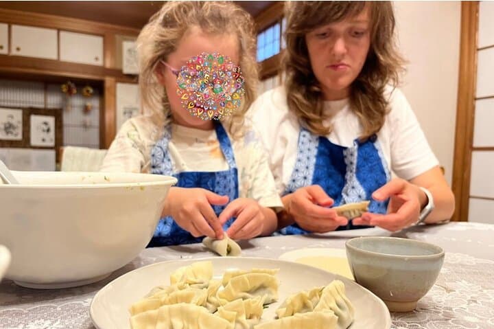 Yokohama: Sushi & Gyoza Cooking with Matcha & GreenTea Experience — photo 8