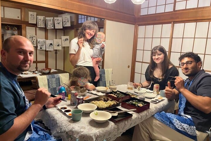 Yokohama: Manga/Anime Art & Cooking Experience in a Tatami Room — photo 13