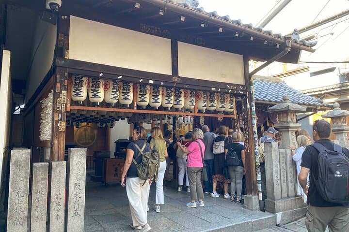 Guided Tour of Some Attractions in Osaka by Private Car — photo 8