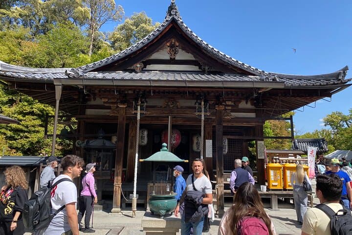 Kyoto Private Car Tour from Osaka to Gion and Fushimi — photo 2