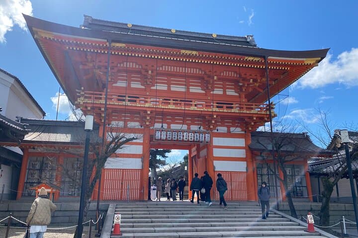 Kyoto Private Car Tour from Osaka to Gion and Fushimi — photo 13