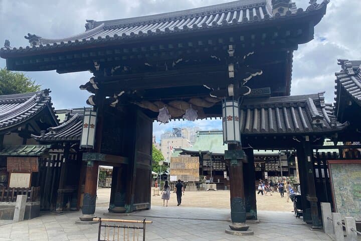 Guided Tour of Some Attractions in Osaka by Private Car — photo 19