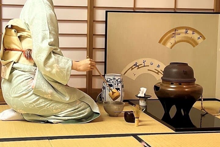 Tokyo Matcha Tea Ceremony Experience in Hanayaka — photo 7