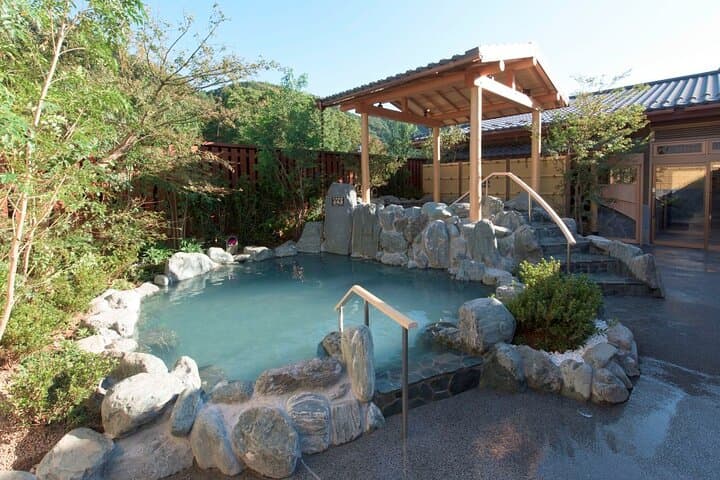 Tokyo: Mt. Takao Tour with Ramen and Tattoo-Okay Hot Spring — photo 10