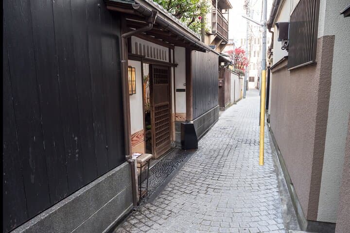 Kimono Photoshoot and Tea House Experience in Kagurazaka — photo 8