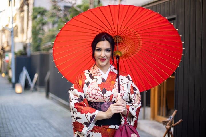 Kimono Photoshoot and Tea House Experience in Kagurazaka — photo 1