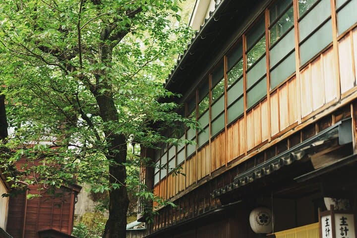 Private Walking Tour in Kanazawa with Local Guides — photo 4